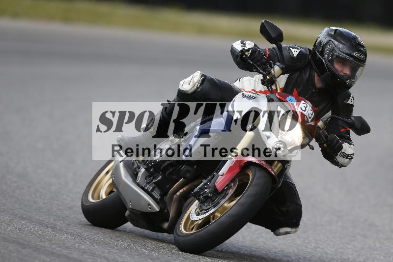/19 26.05.2025 FREERIDE Training ADR/Gruppe M/33